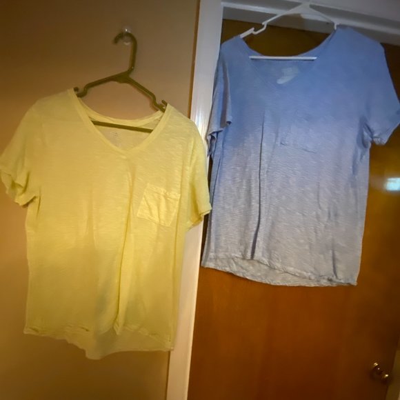 Shirts - Picture 5 of 6